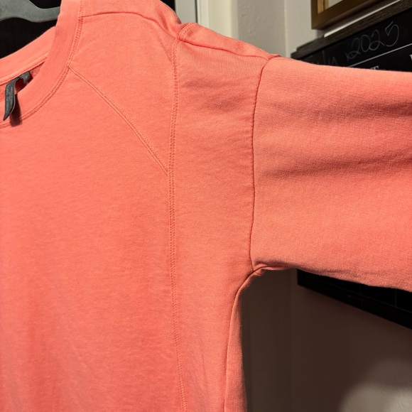 Sweaty Betty After Class Longline Crew Neck Sweatshirt in Melon Pink - Picture 8 of 13